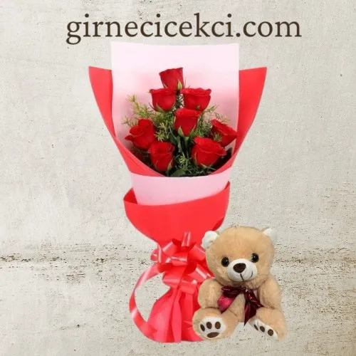 8 Kırmızı Gül Buketi ve Ayıcık 8 Kırmızı Gül Buketi ve Ayıcık